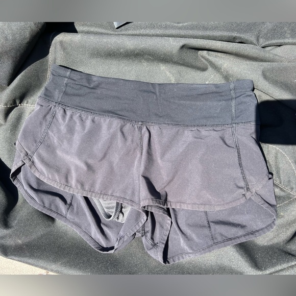 lululemon athletica Pants - Speed Up Low-rise Lined Short 2.5”